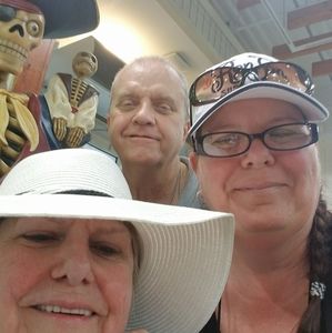 Meet your Posher, Regina